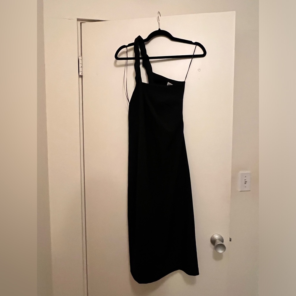 Zara Asymmetrical Black Slip Midi Dress w/statement twisted strap size S and M